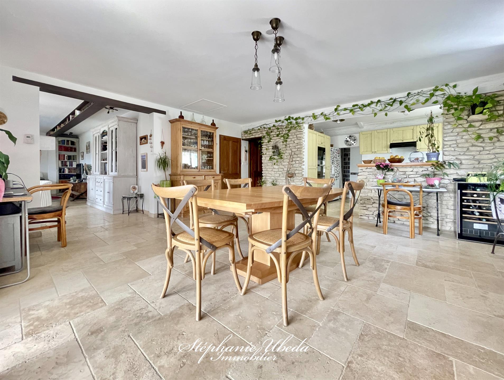 Maison à vendre, 202m², Mérindol