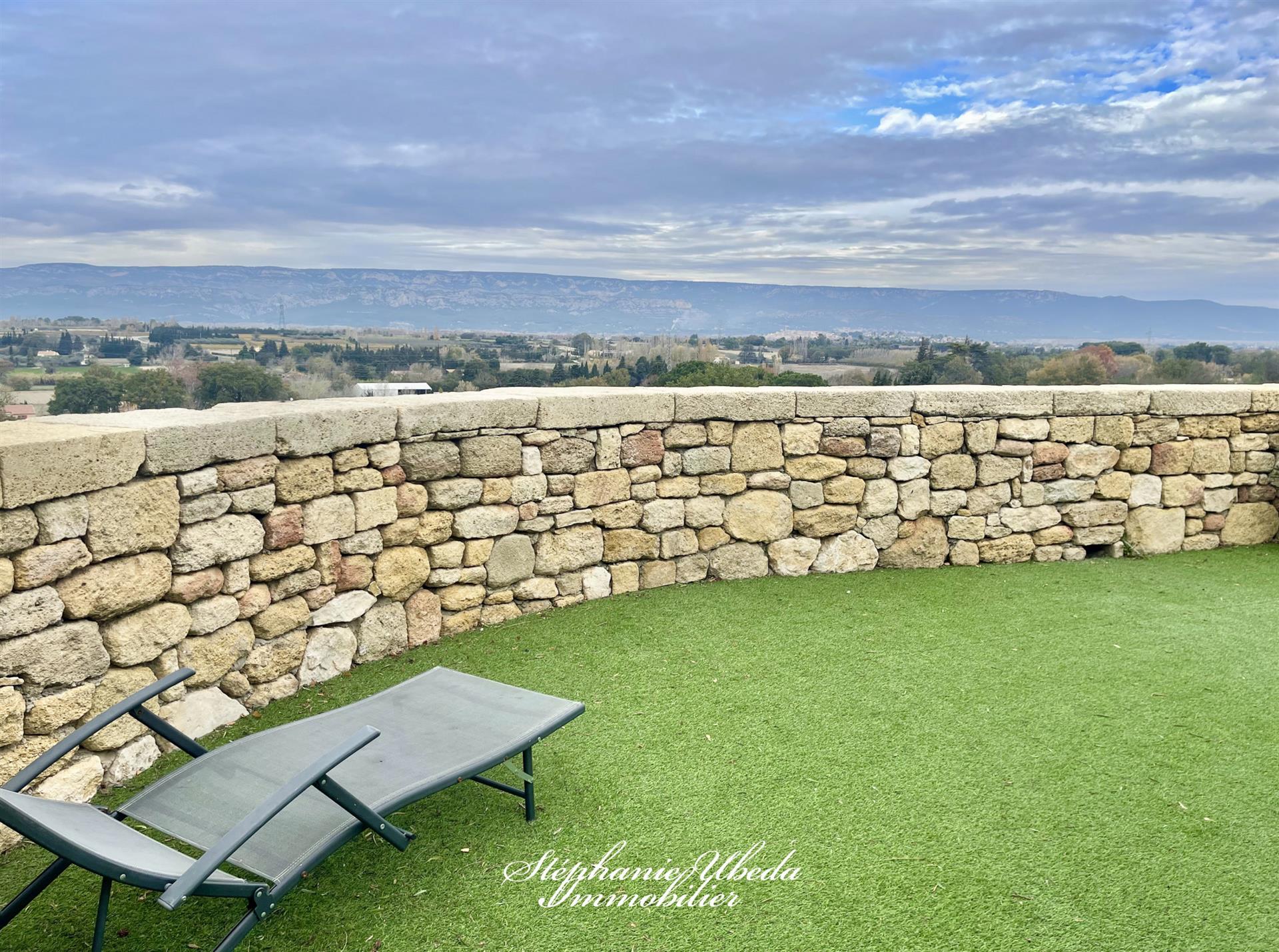 Maison à vendre, 235m², Alleins