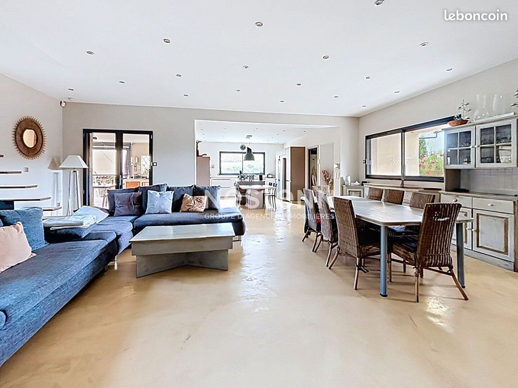 Maison à vendre, 187m², La Motte-d'Aigues