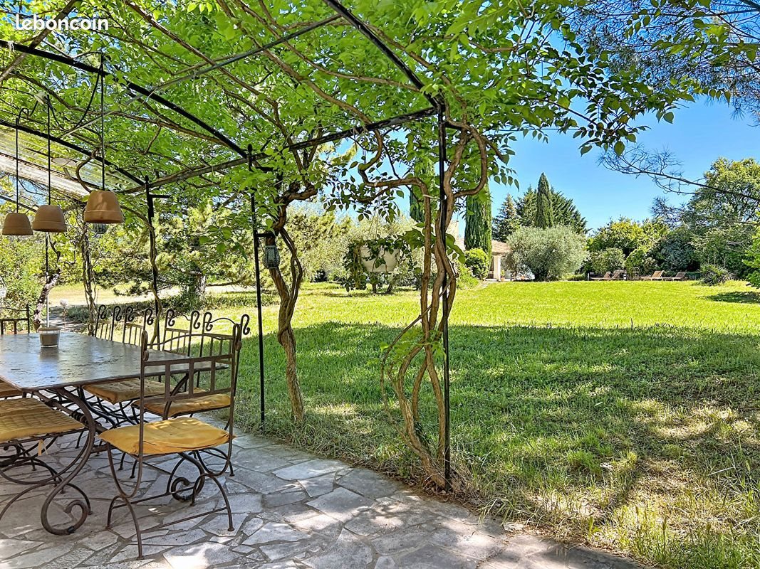 Maison à vendre, 205m², Cabrières-d'Aigues