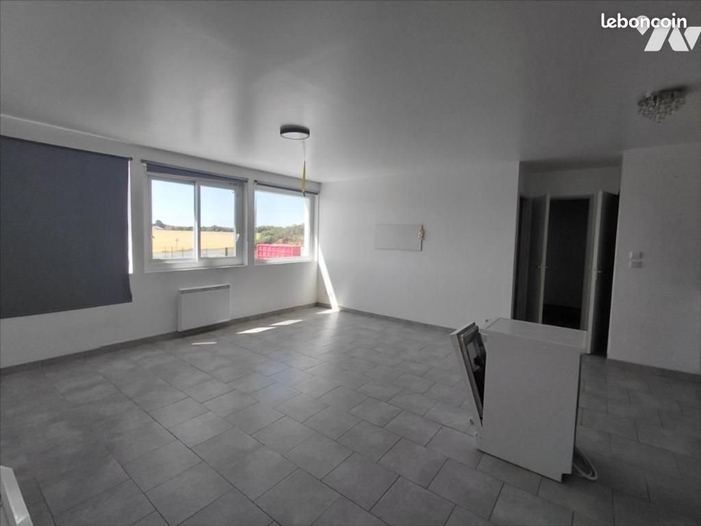Appartement à louer, 57m², Breteuil