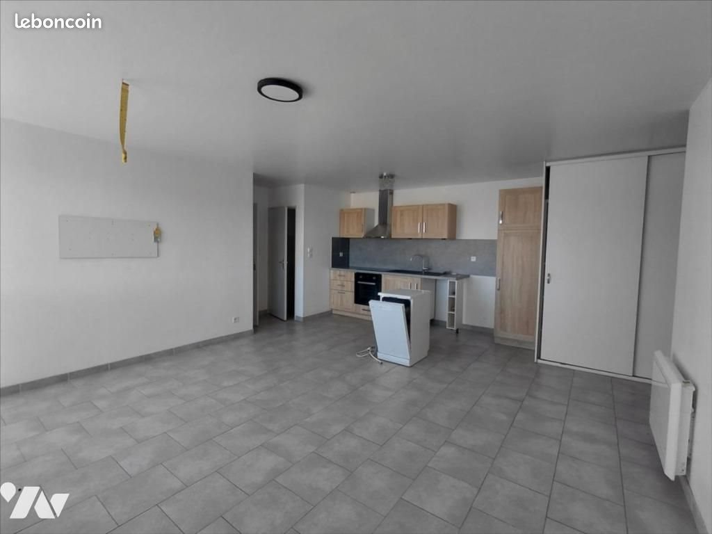 Appartement à louer, 57m², Breteuil
