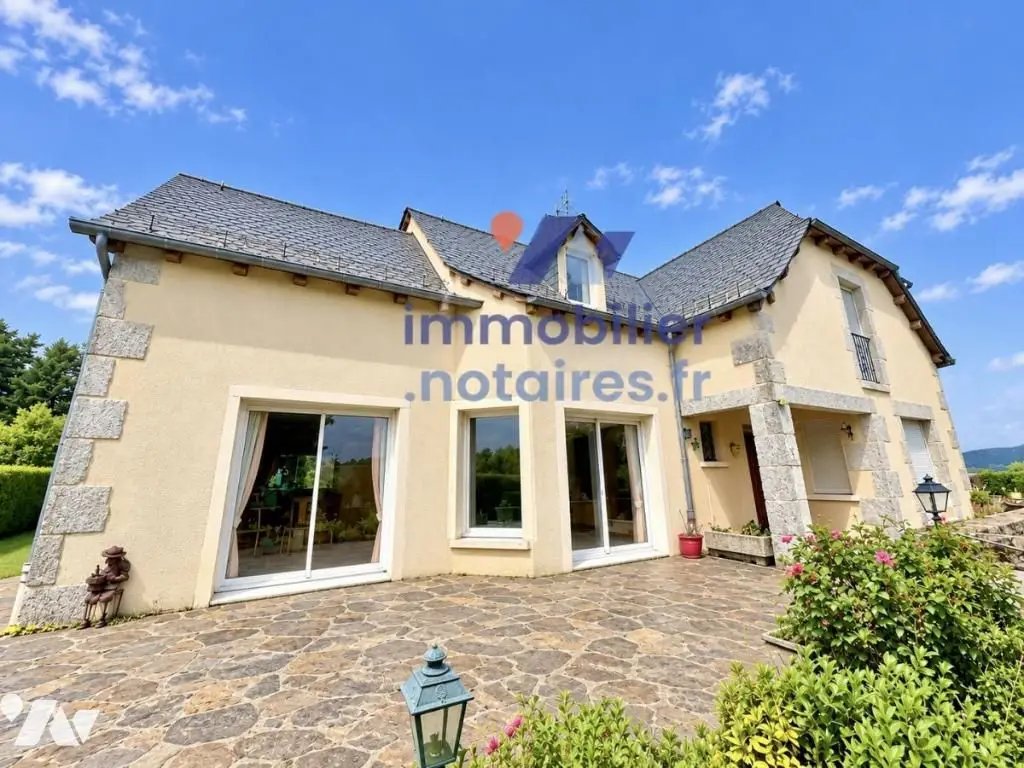 Maison à vendre, 180m², Saint-Chély-d'Apcher