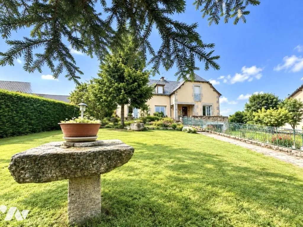 Maison à vendre, 180m², Saint-Chély-d'Apcher