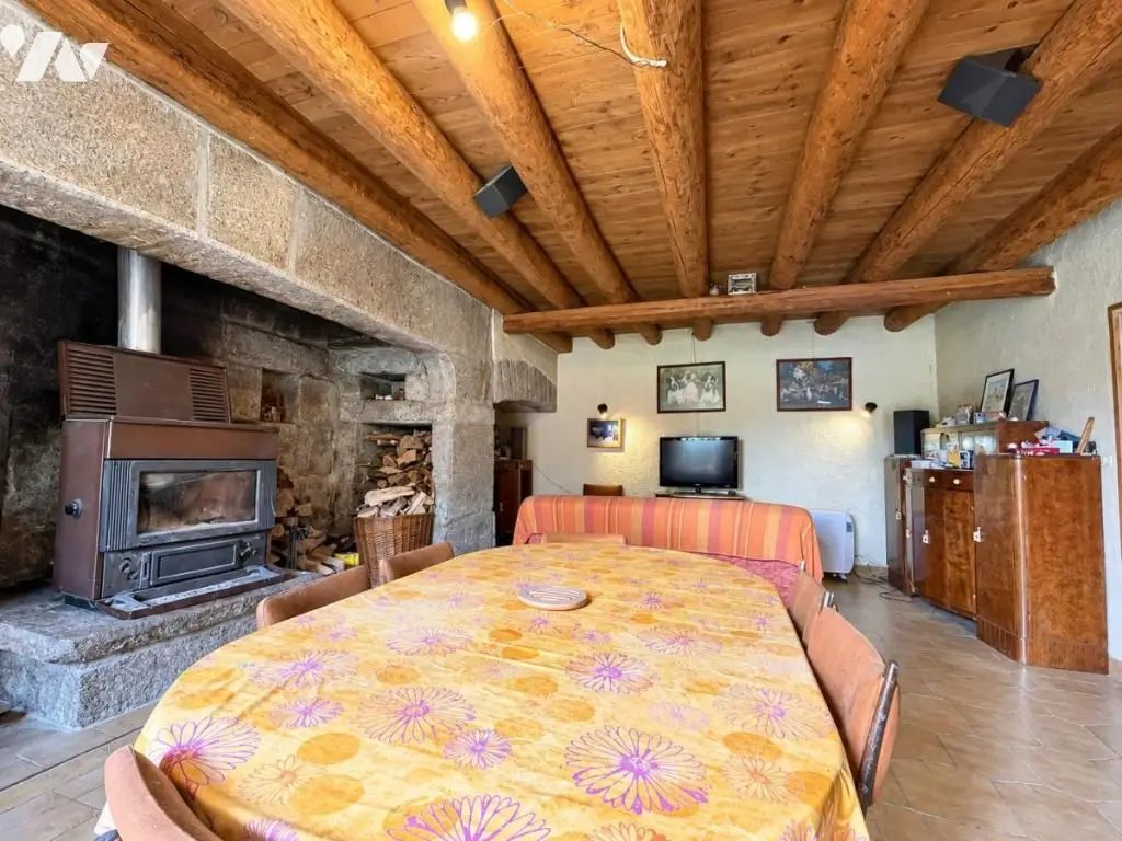 Maison à vendre, 84m², Aumont-Aubrac
