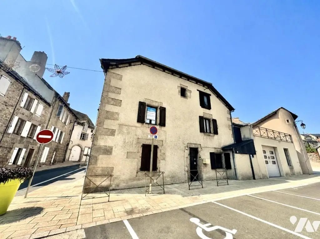 Maison à vendre, 152m², Saint-Chély-d'Apcher