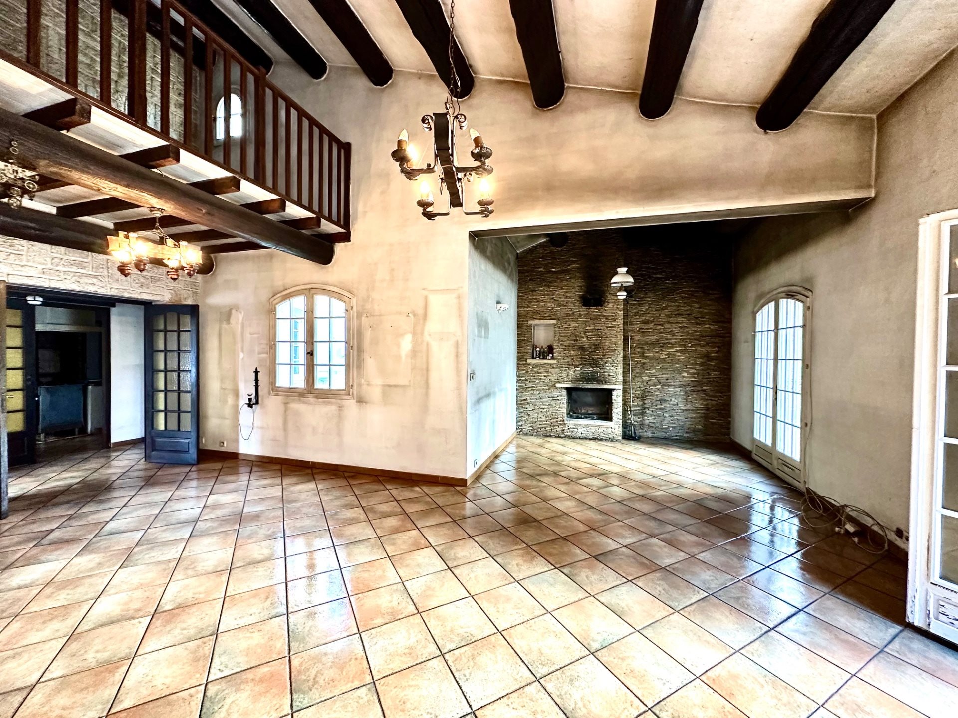 Maison à vendre, 161m², Tourves