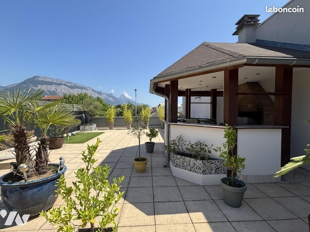 Appartement à vendre, 338m², Saint-Martin-d'Hères