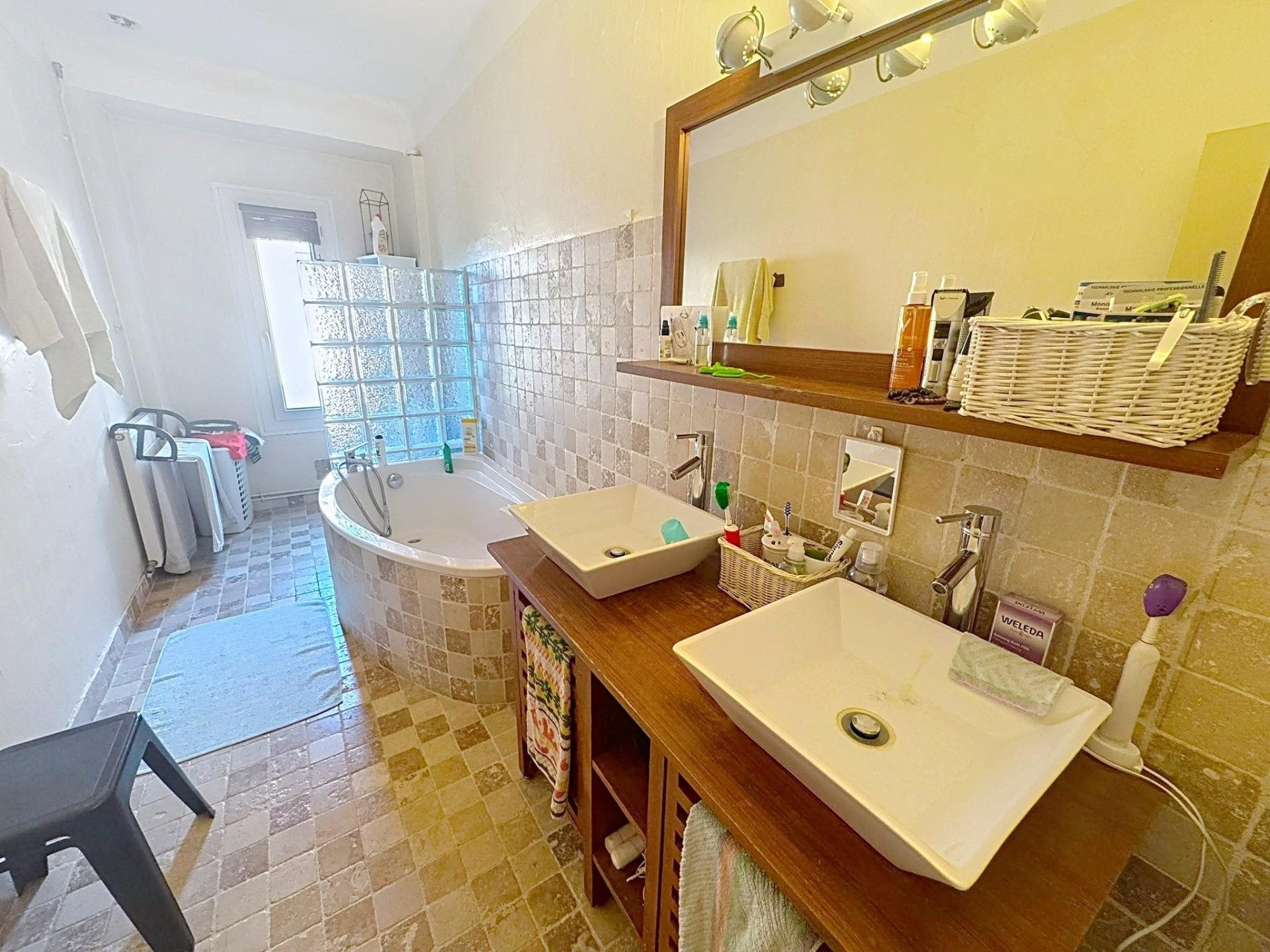 Maison à vendre, 188m², Brugairolles