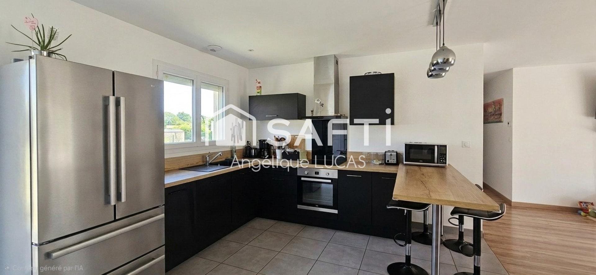 Maison à vendre, 99m², Château-Guibert