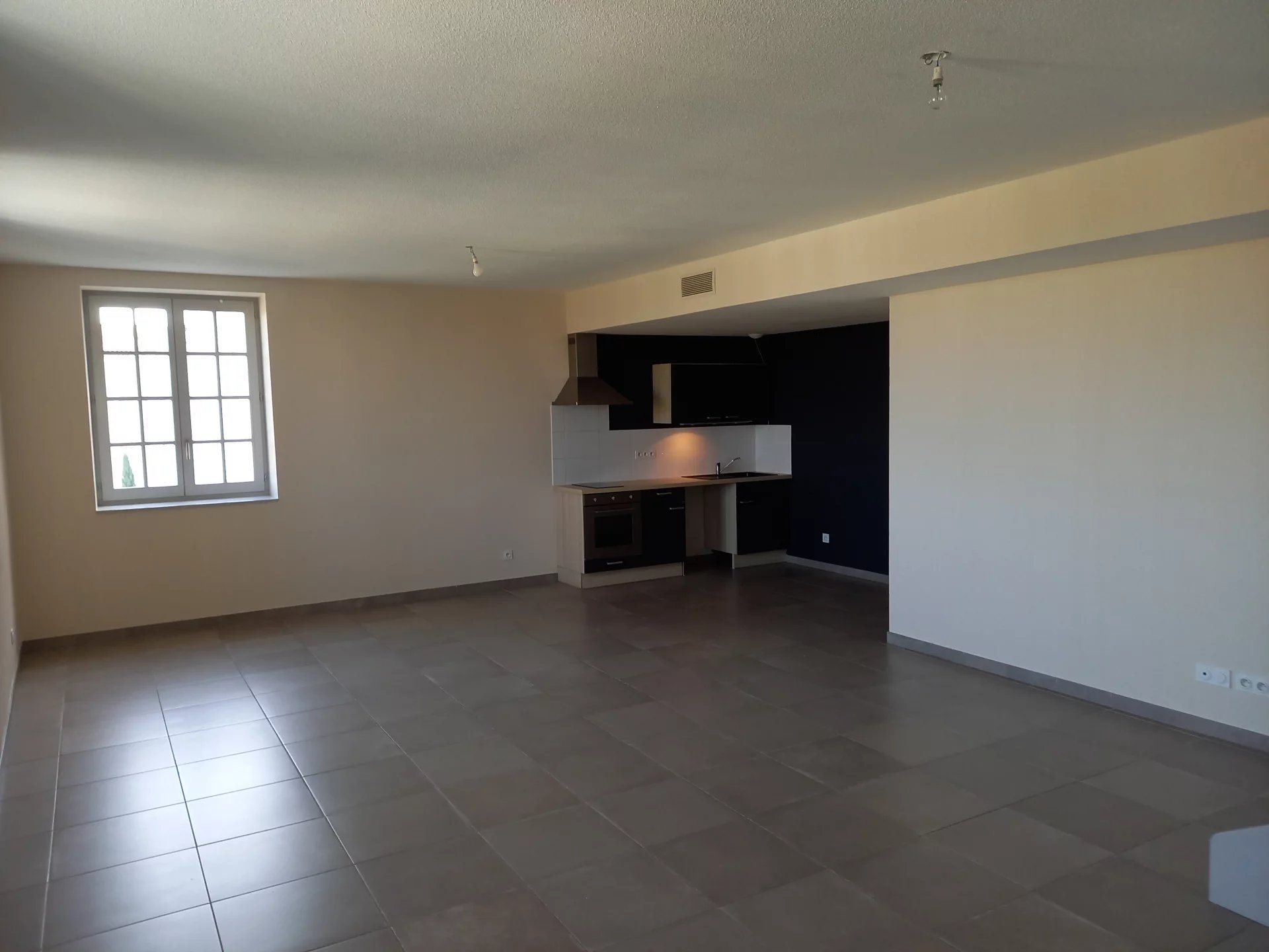 Appartement à vendre, 91m², Tarascon