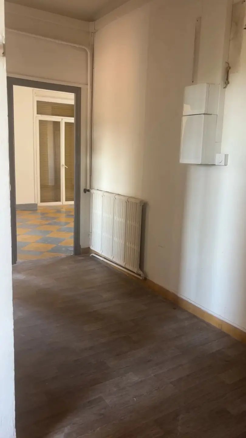 Appartement à louer, 1m², Beaucaire