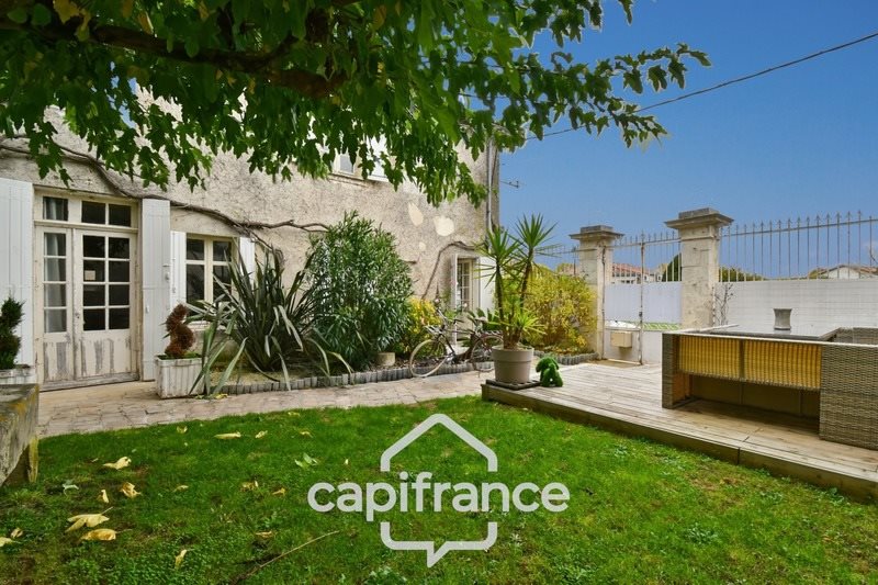 Maison à vendre, 190m², Saint-Jean-d'Angély
