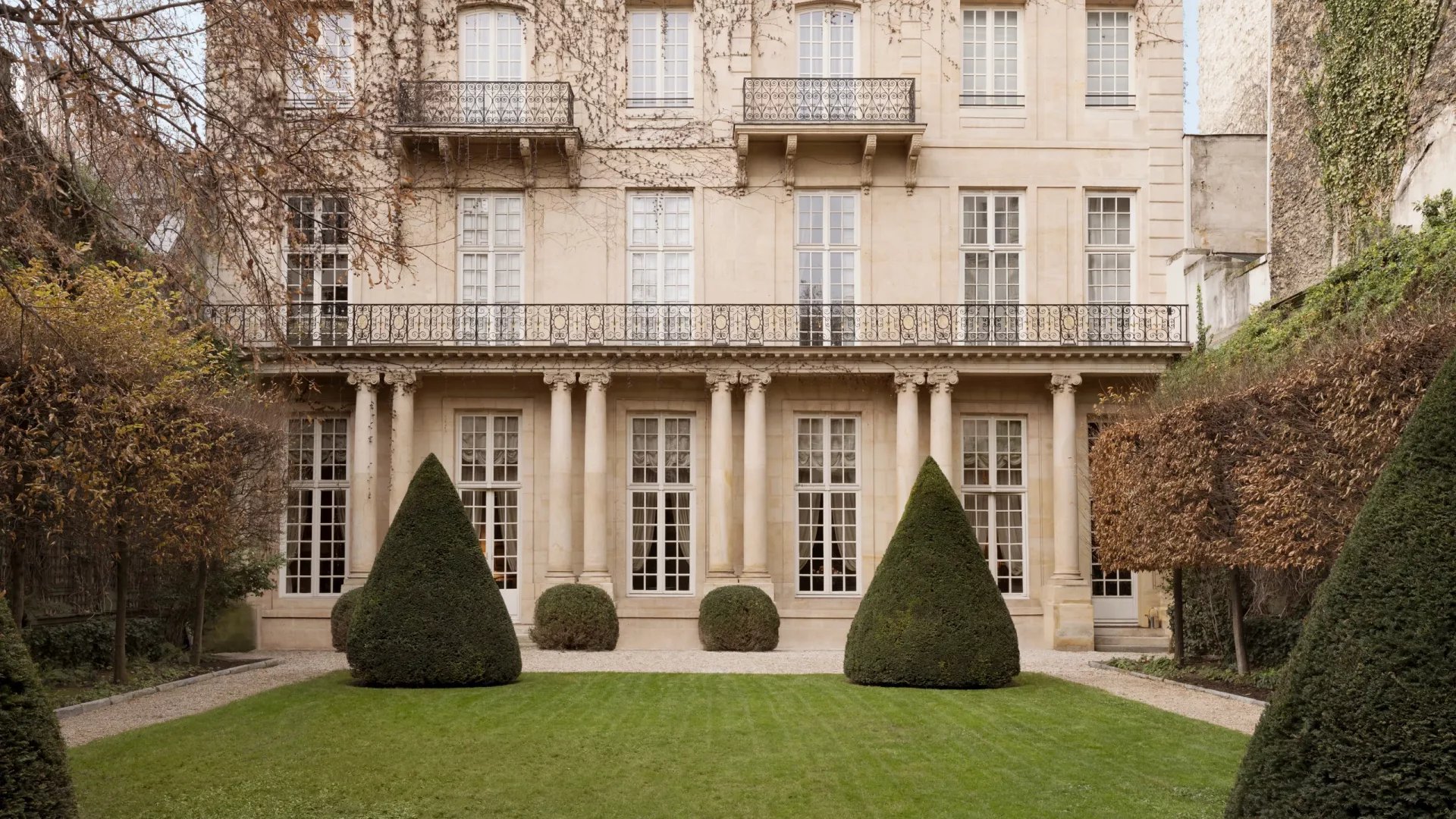 Maison à louer, 800m², Paris 9ème