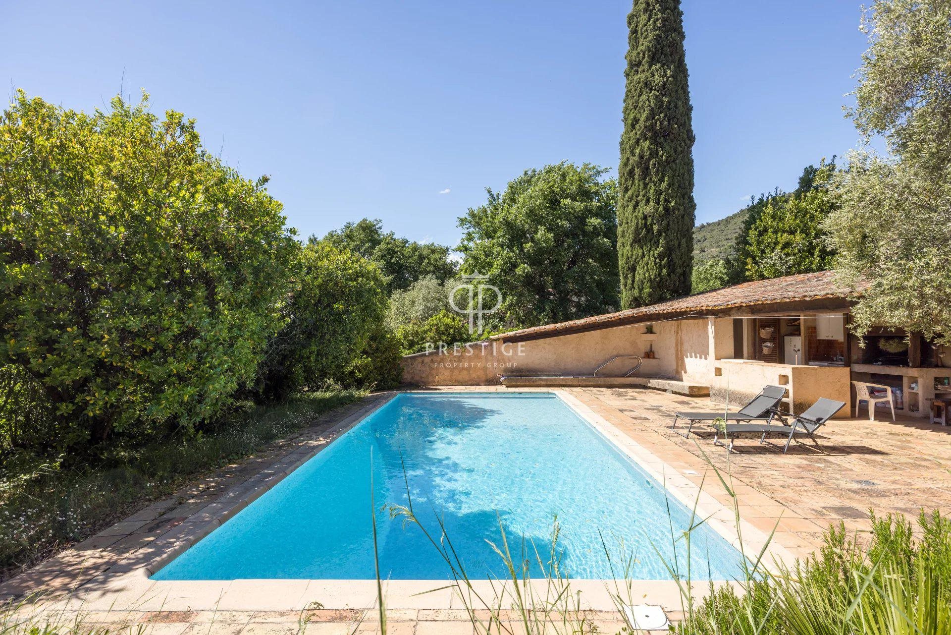 Maison à vendre, 255m², Auribeau-sur-Siagne