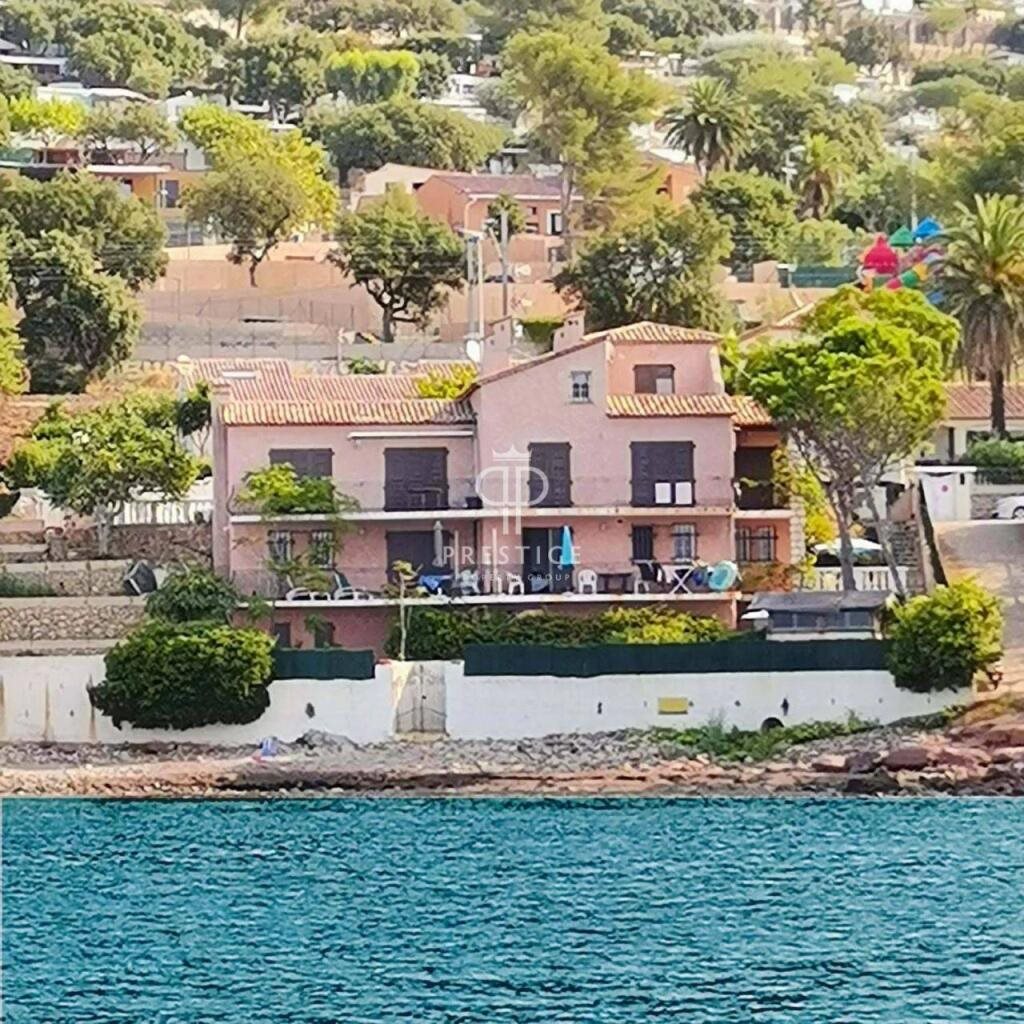 Maison à vendre, 234m², Saint-Raphaël