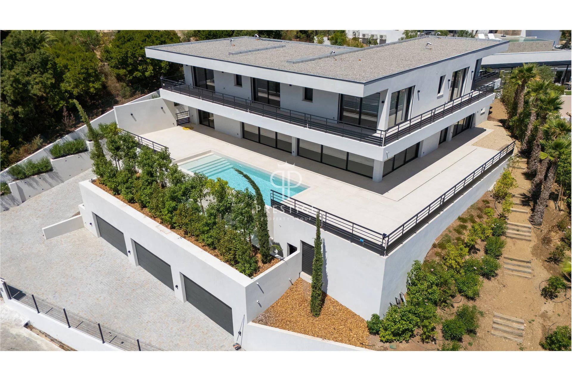 Maison à vendre, 538m², Roquebrune-sur-Argens
