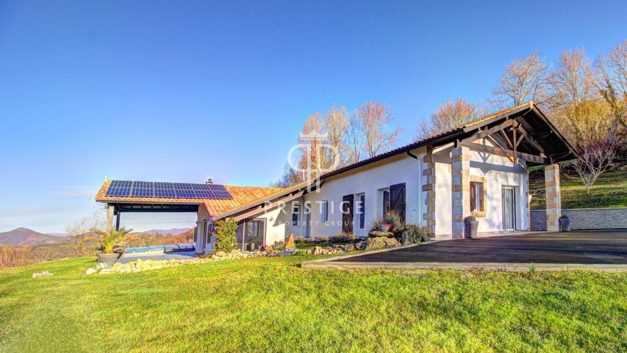 Maison à vendre, 206m², Saint-Jean-Pied-de-Port
