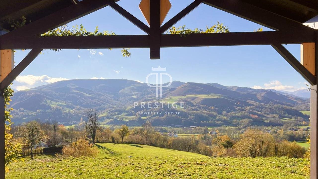 Maison à vendre, 206m², Saint-Jean-Pied-de-Port
