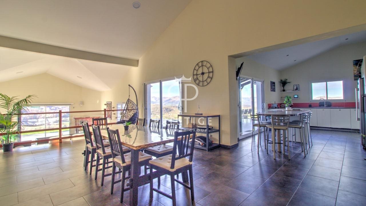 Maison à vendre, 206m², Saint-Jean-Pied-de-Port