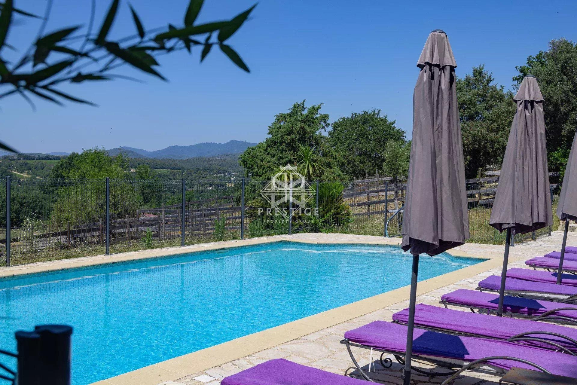 Maison à vendre, 552m², Fayence