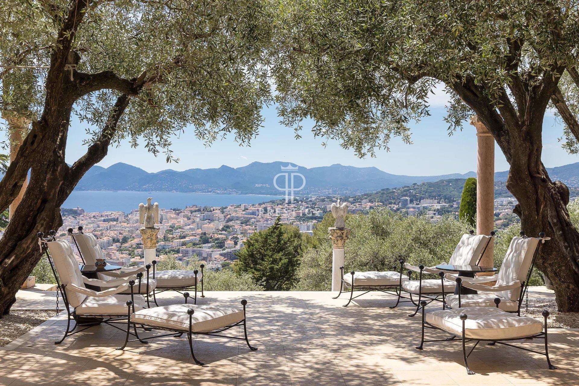 Maison à vendre, 1m², Cannes