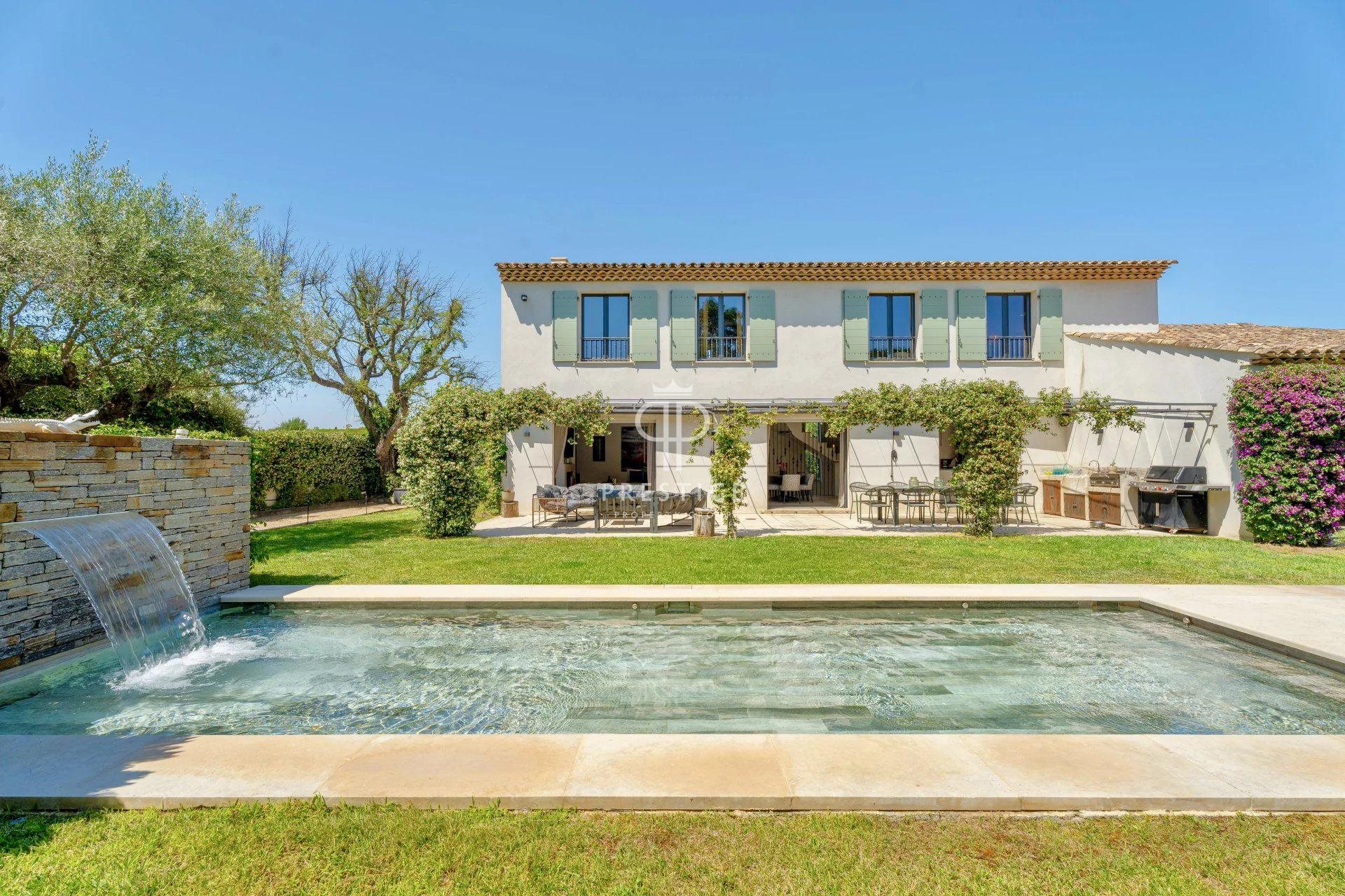 Maison à vendre, 240m², Saint-Tropez