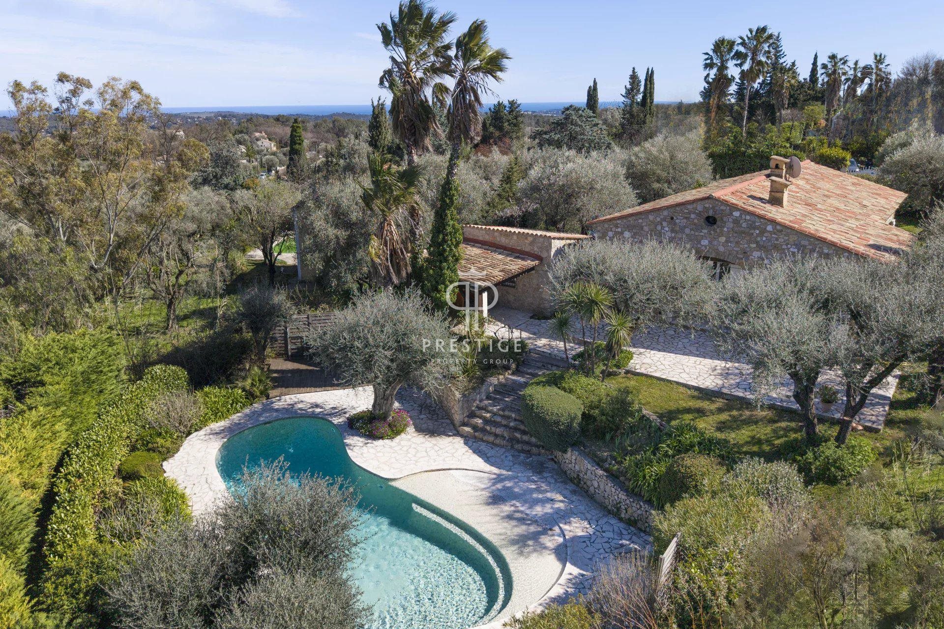 Maison à vendre, 140m², Le Rouret