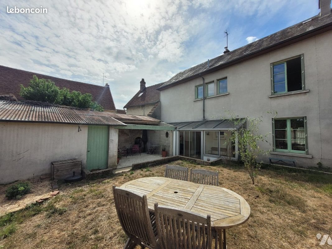 Maison à vendre, 101m², Rémalard