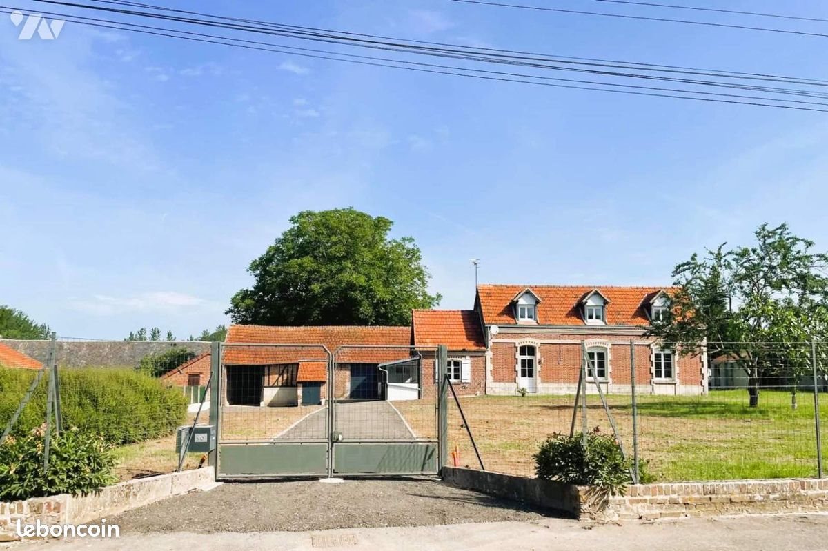 Maison à louer, 111m², Salency