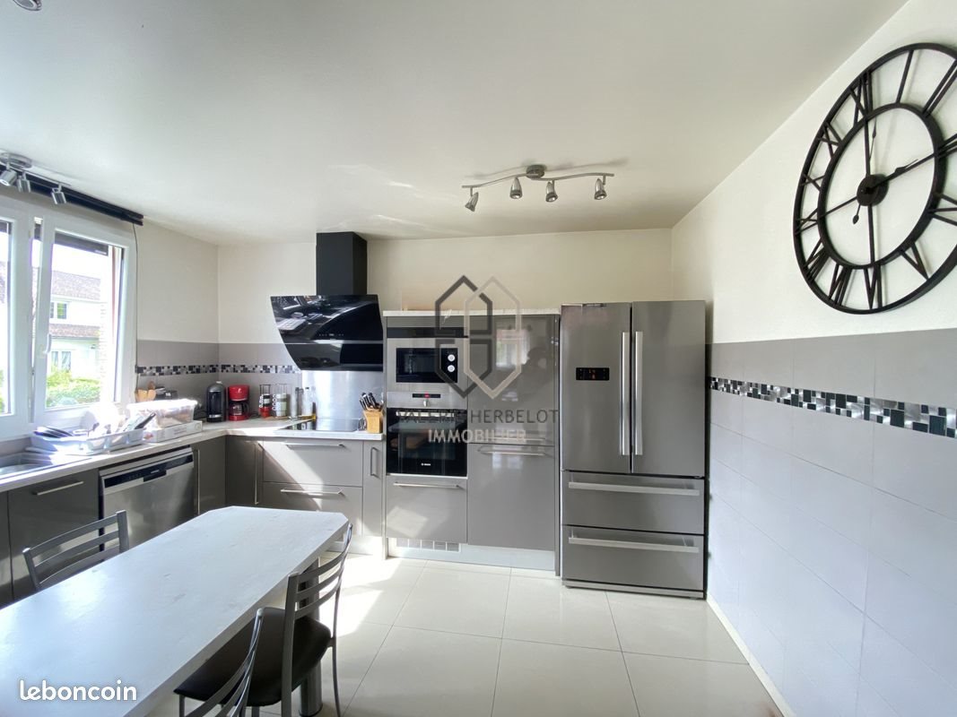 Maison à vendre, 190m², Ormesson-sur-Marne