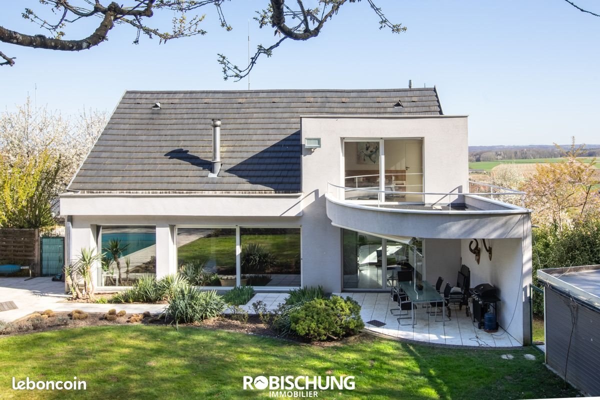 Maison à vendre, 235m², Ferrette