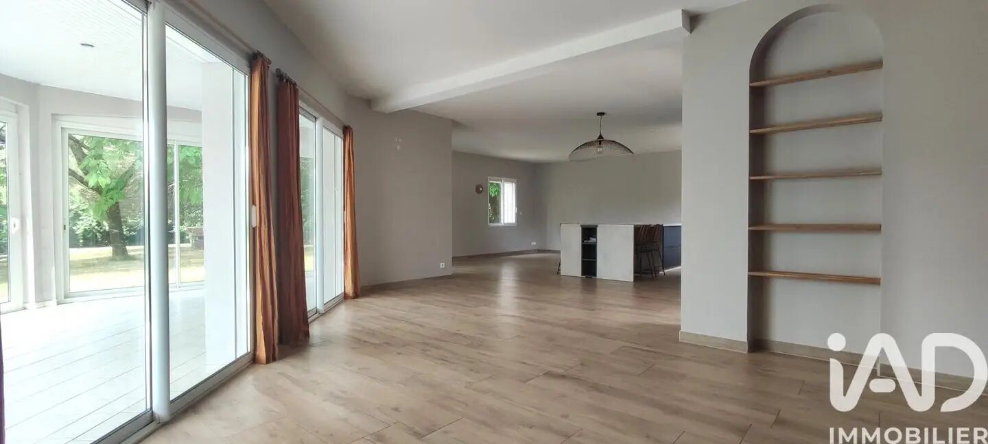 Maison à vendre, 155m², Cherveux