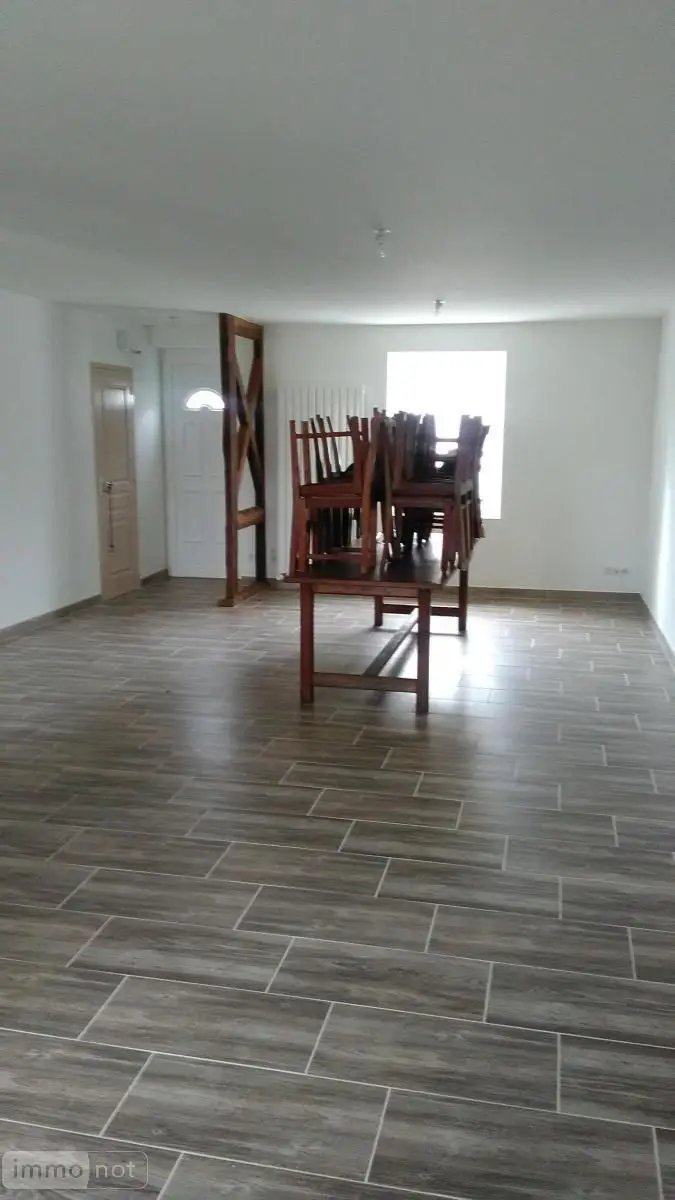 Maison à louer, 90m², Parigné-l'Evêque