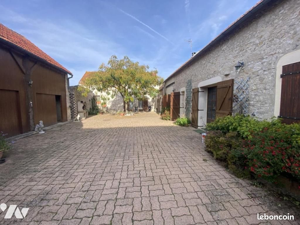 Maison à vendre, 225m², Beaune-la-Rolande