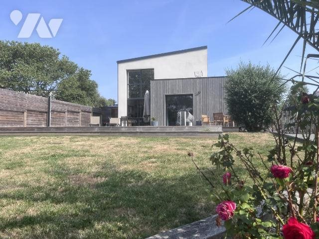 Maison à vendre, 140m², Montmartin-sur-Mer