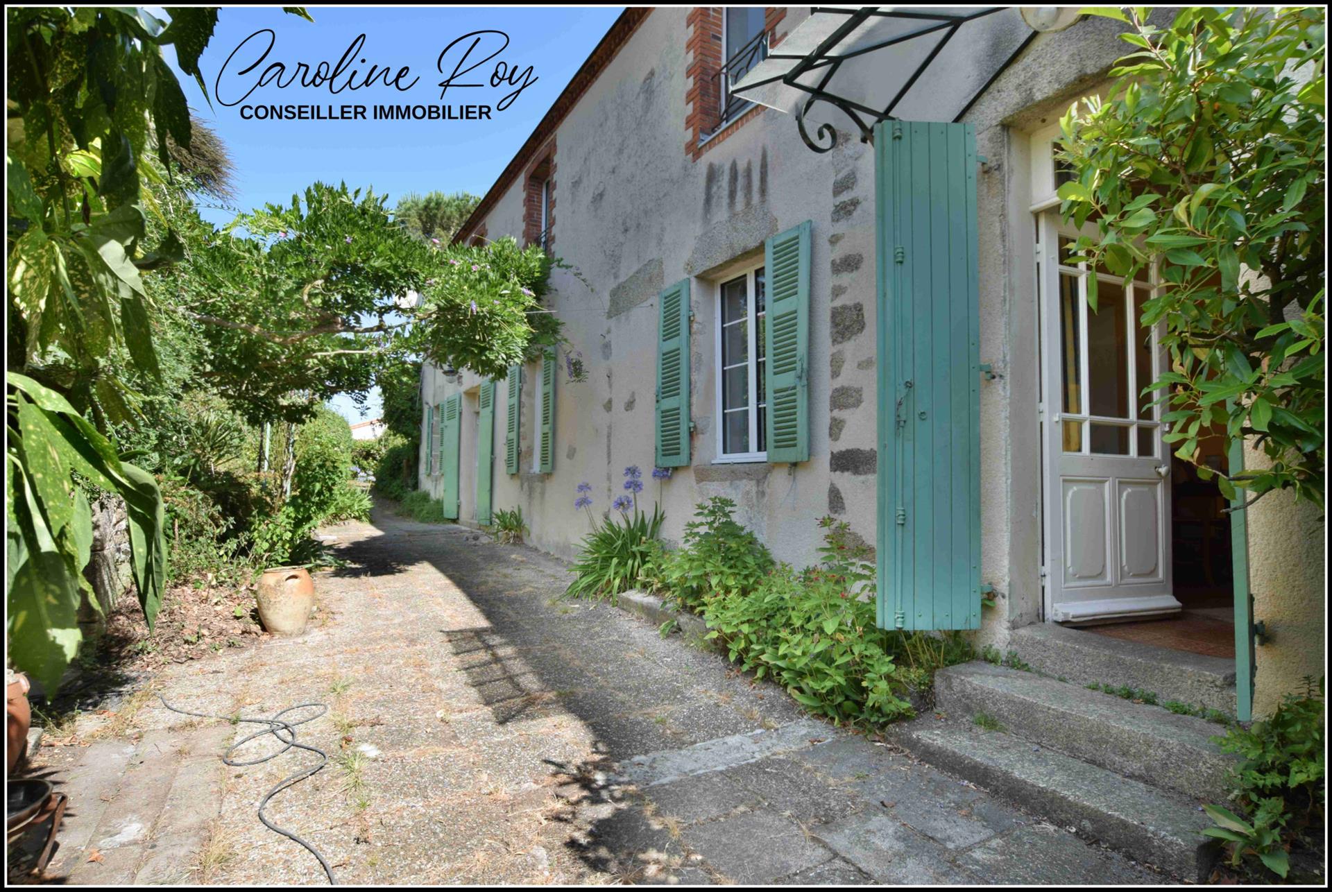 Maison à vendre, 225m², Cugand