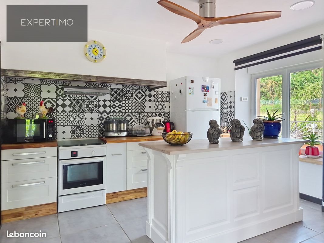 Maison à vendre, 101m², Villefranche-de-Panat