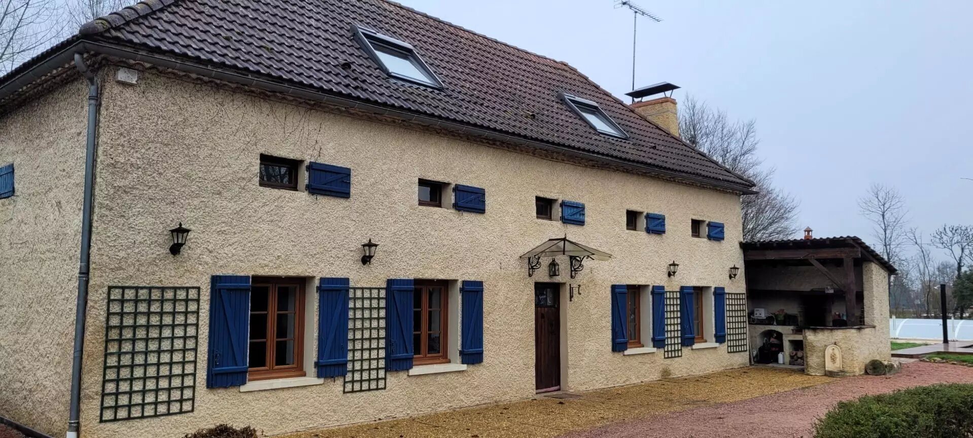 Maison à vendre, 190m², Saint-Priest-Bramefant