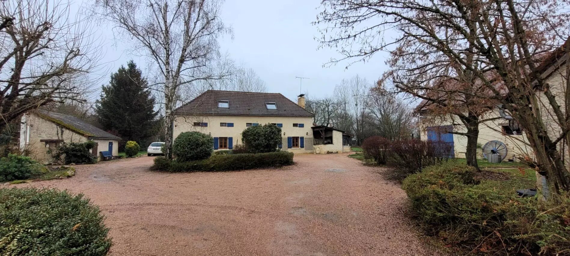 Maison à vendre, 190m², Saint-Priest-Bramefant