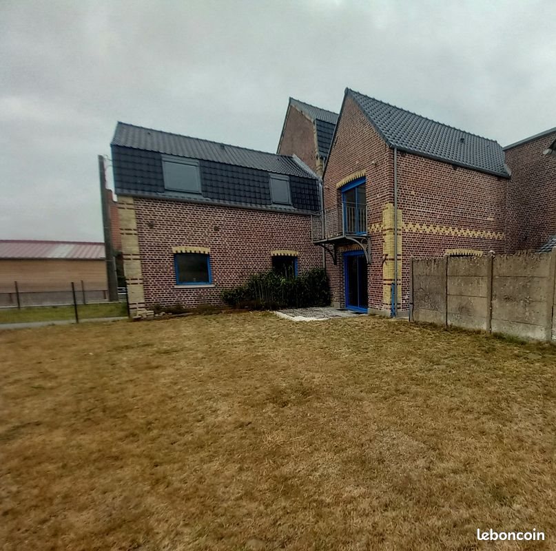 Maison à louer, 110m², Millam