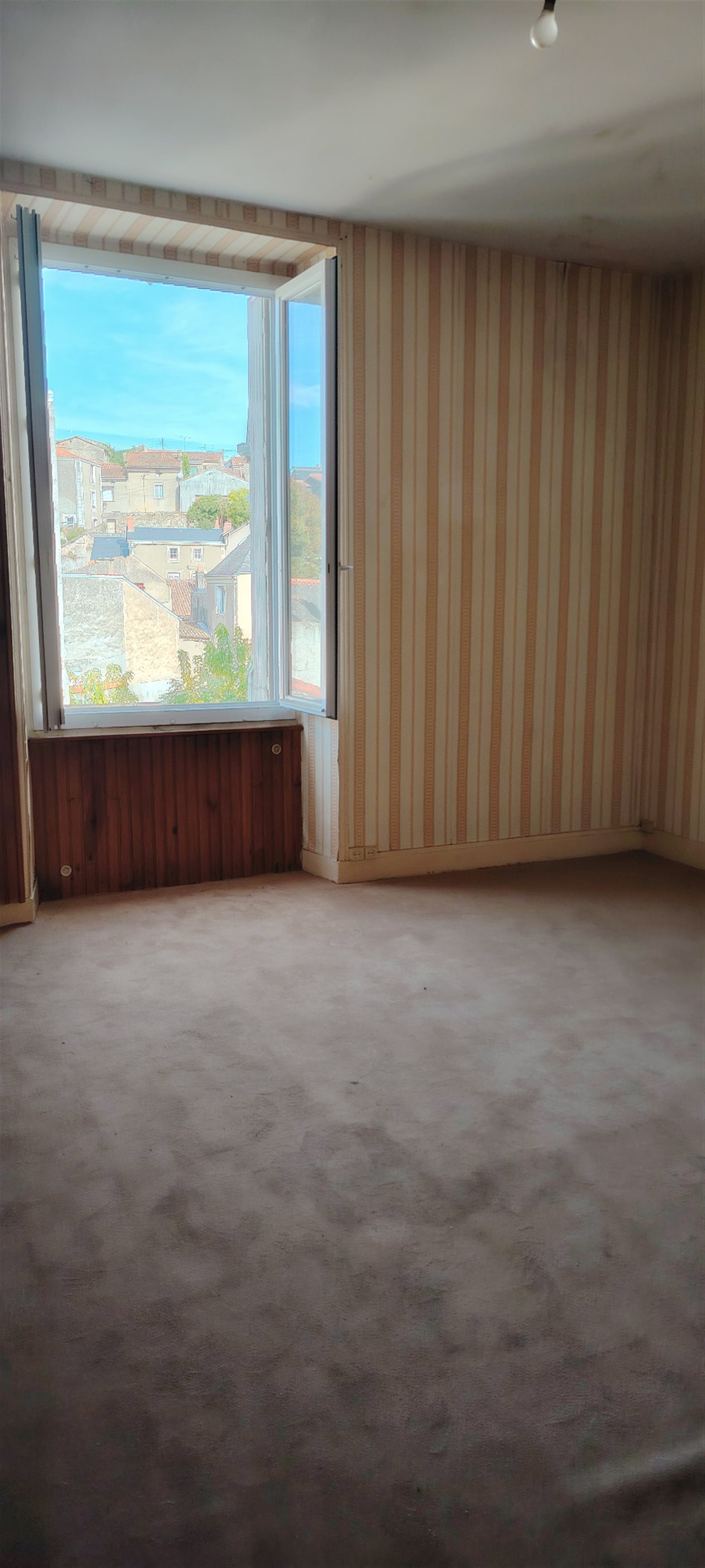 Maison à vendre, 110m², Airvault