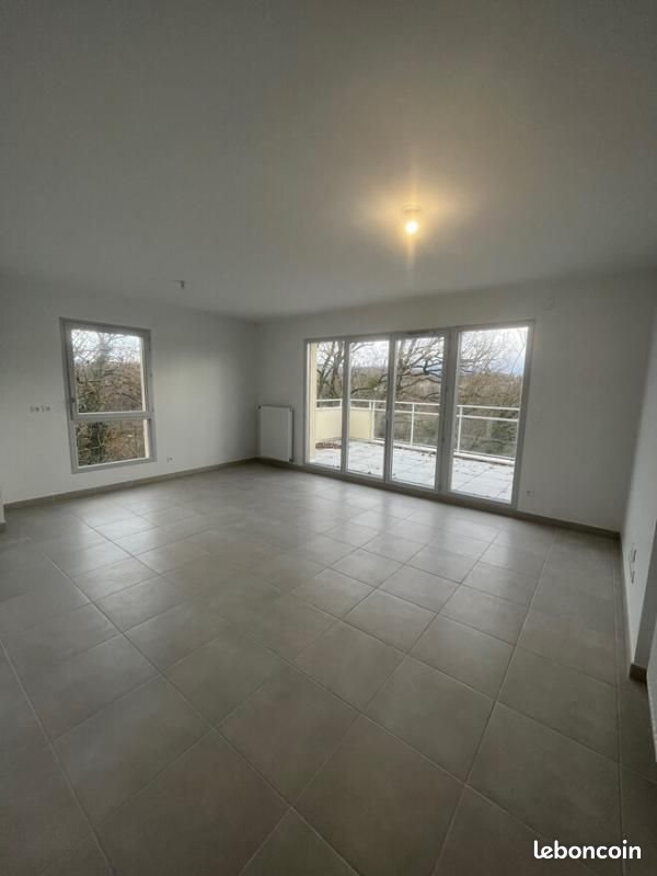 Appartement à louer, 59m², Rives