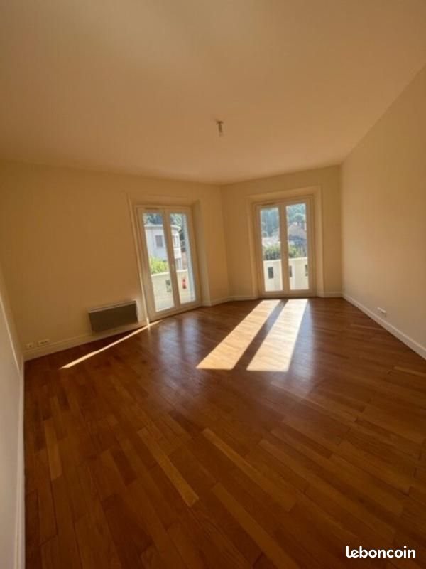 Appartement à louer, 81m², Voiron