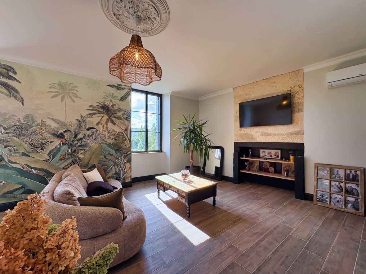 Maison à vendre, 185m², Montignac