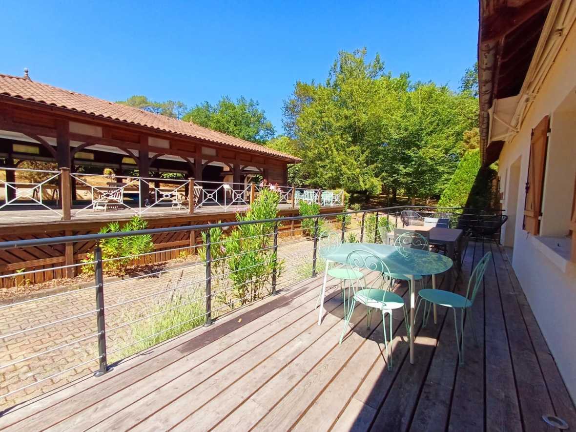 Maison à vendre, 275m², Terrasson-Lavilledieu