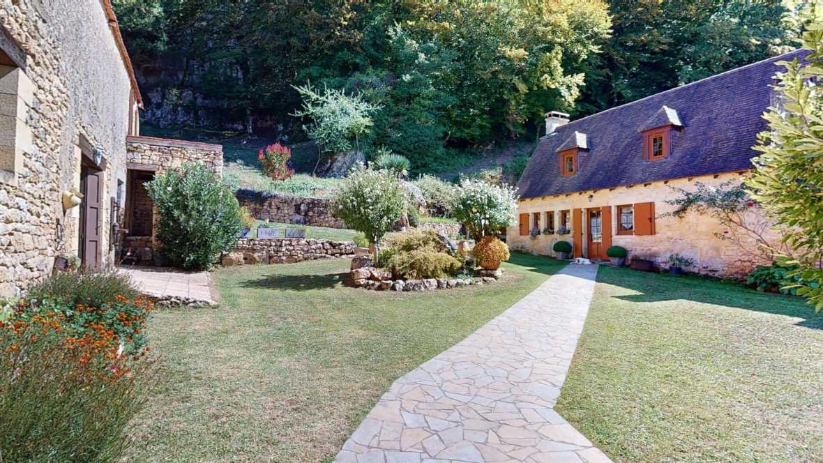 Maison à vendre, 250m², Les Eyzies-de-Tayac-Sireuil