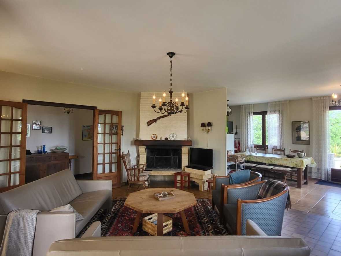Maison à vendre, 116m², Les Eyzies-de-Tayac-Sireuil