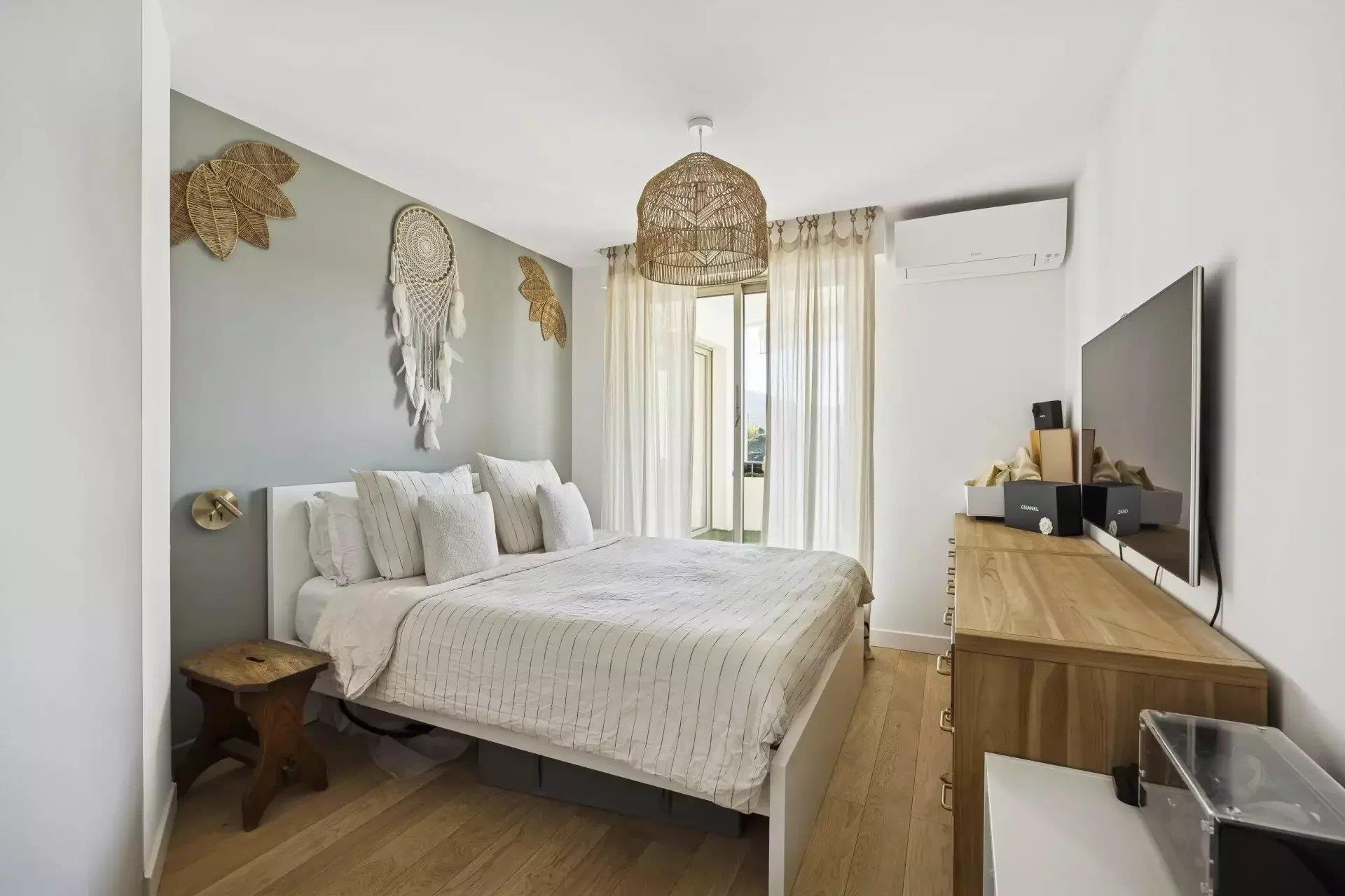 Appartement à vendre, 95m², Mandelieu-la-Napoule