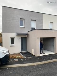 Maison à louer, 81m², Ifs